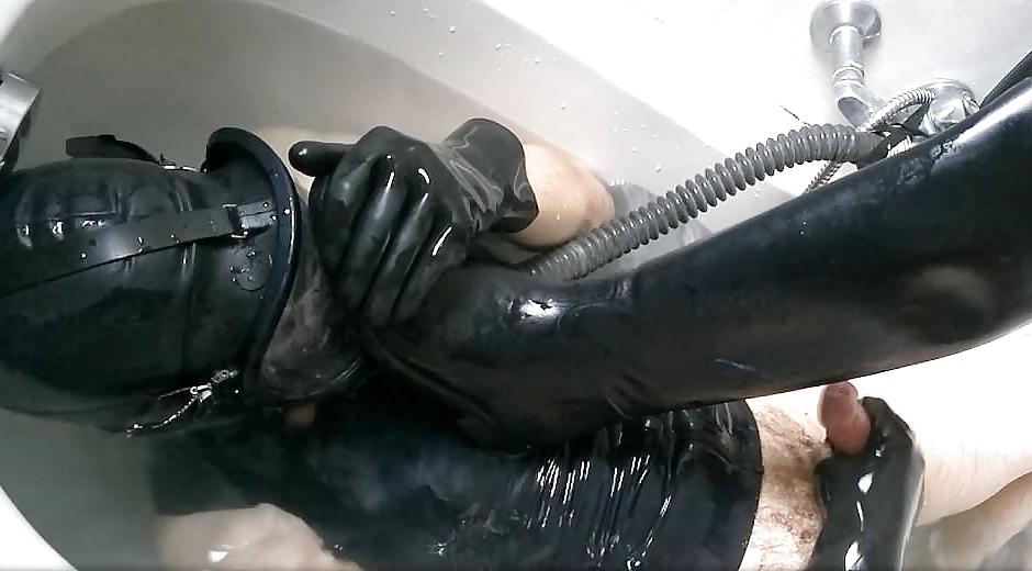 16P Mec Dom en latex