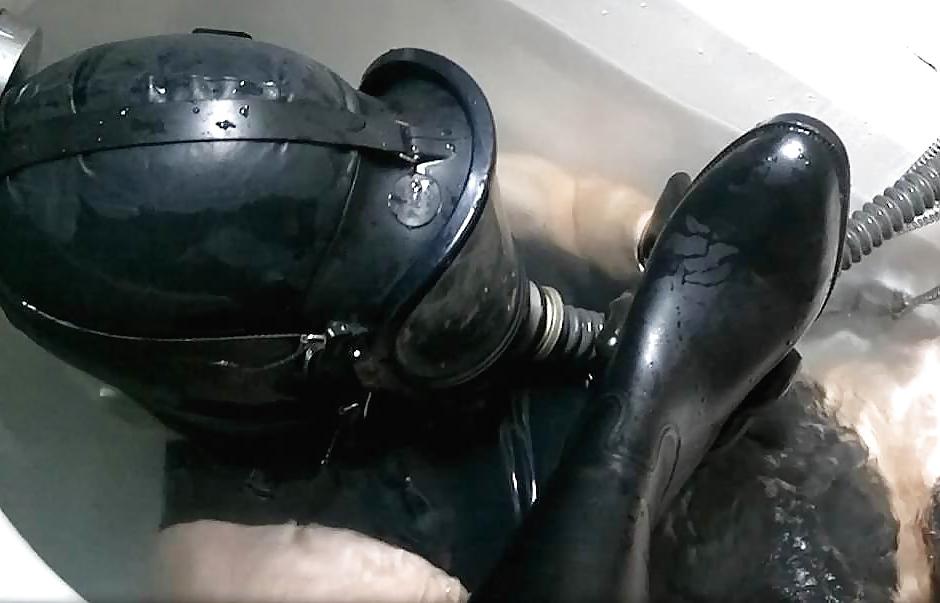 16P Mec Dom en latex