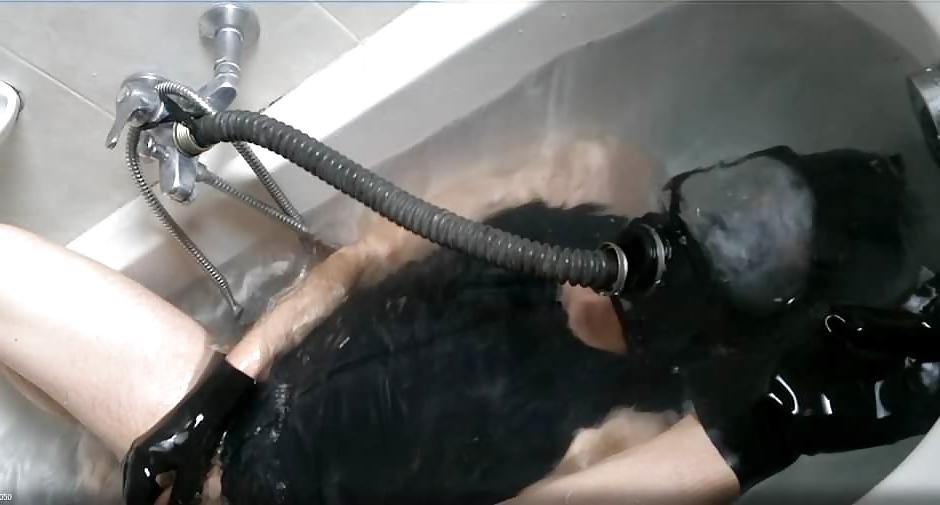 16P Mec Dom en latex