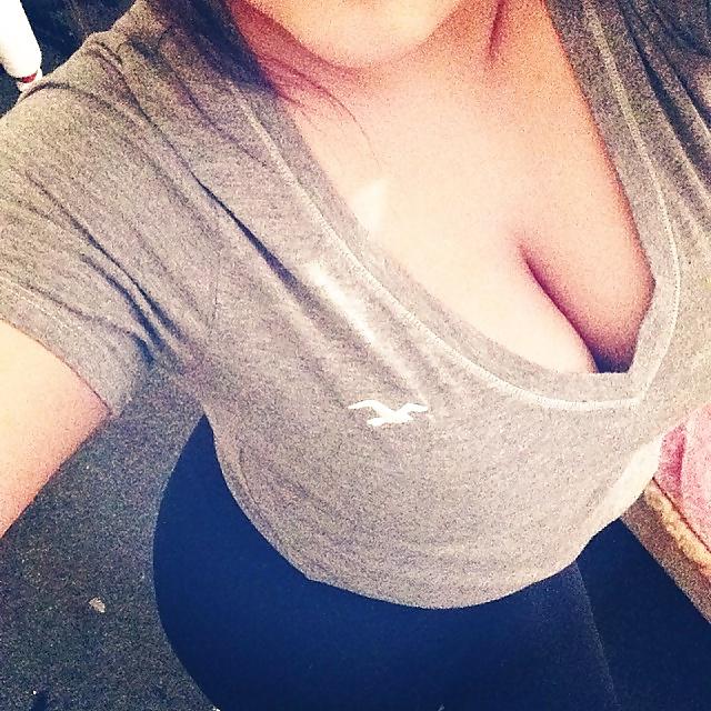 14P Alizon Estefany - Big Titted Latina