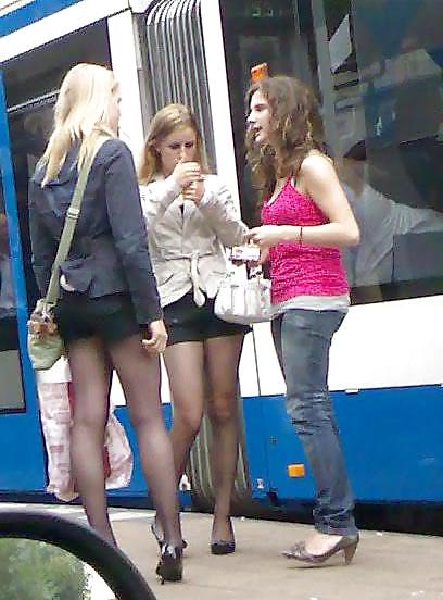 25P Nylon upskirt - STREET VIEW 5