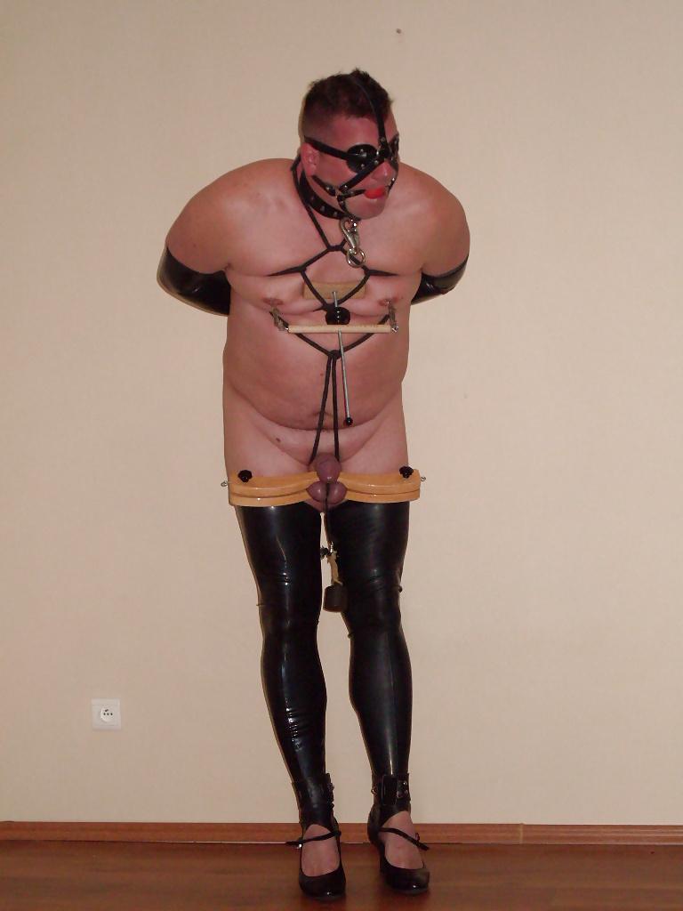 7P Femdom, male, slave, slavery