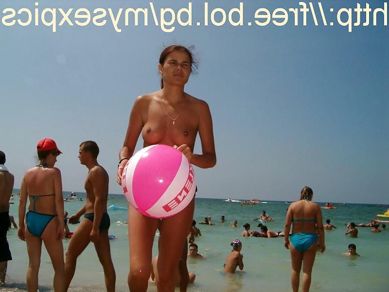 25P Retro Bulgarian girls-2