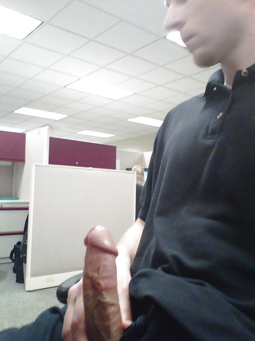 25P Wanking at Work. Men on the job.