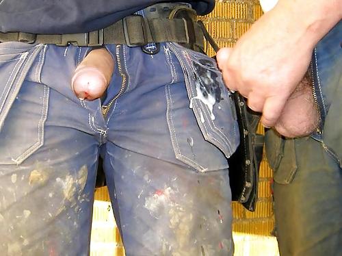25P Wanking at Work. Men on the job.