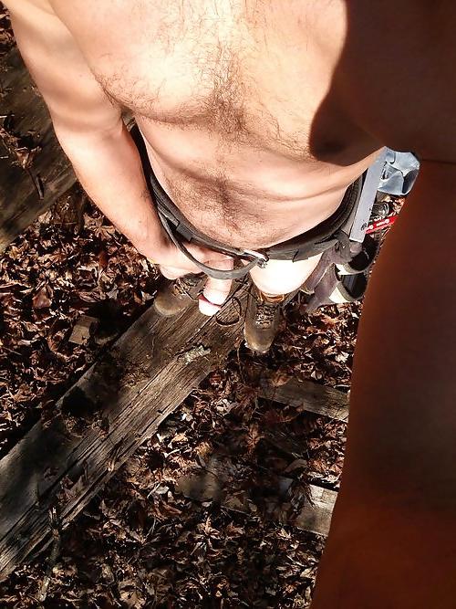 25P Wanking at Work. Men on the job.