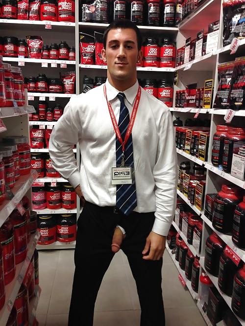 25P Wanking at Work. Men on the job.