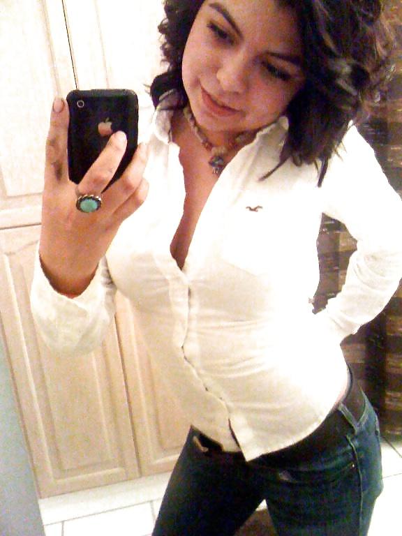 19P Latina milf perfection