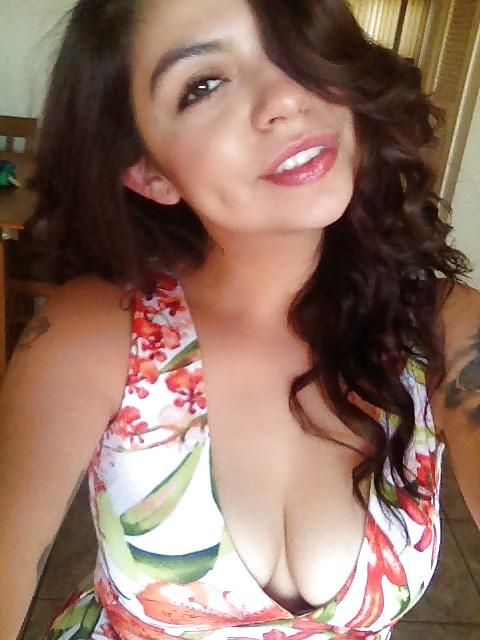 19P Latina milf perfection