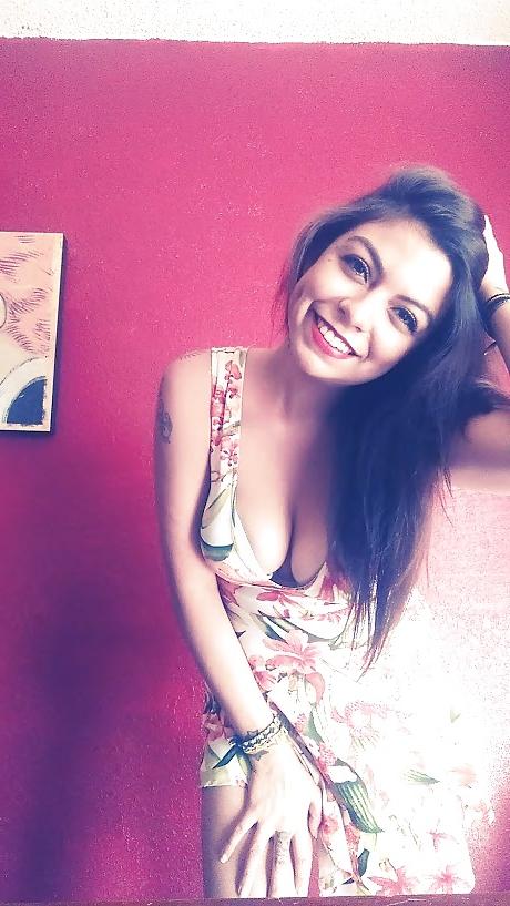19P Latina milf perfection