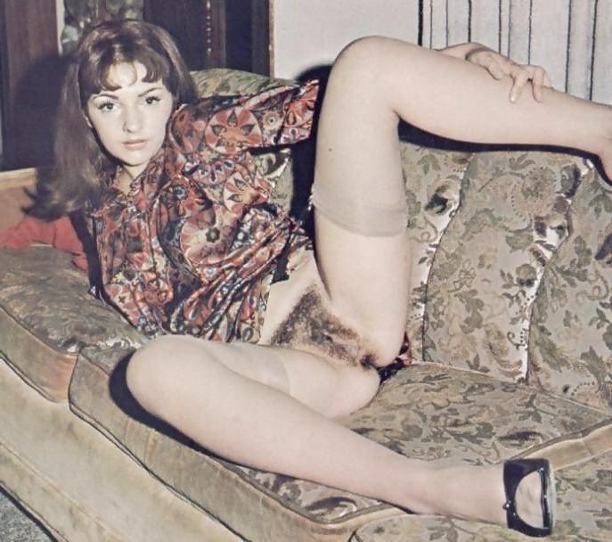 25P Hairy women 43