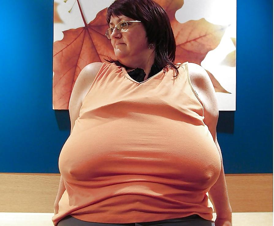 25P Webtastic Special: Granny Time Vol.188