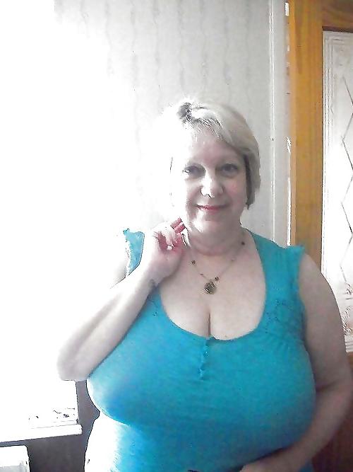 25P Webtastic Special: Granny Time Vol.188