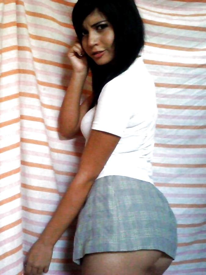 17P School Girls (With Class)