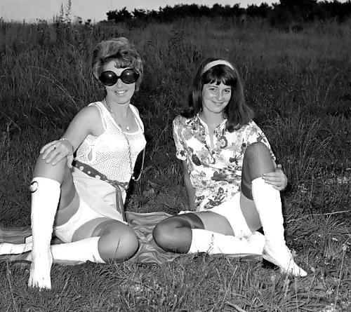 25P Vintage ladies wearing white panties 3. 
