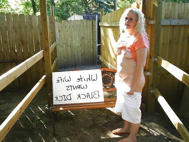 21P Wife Advertises