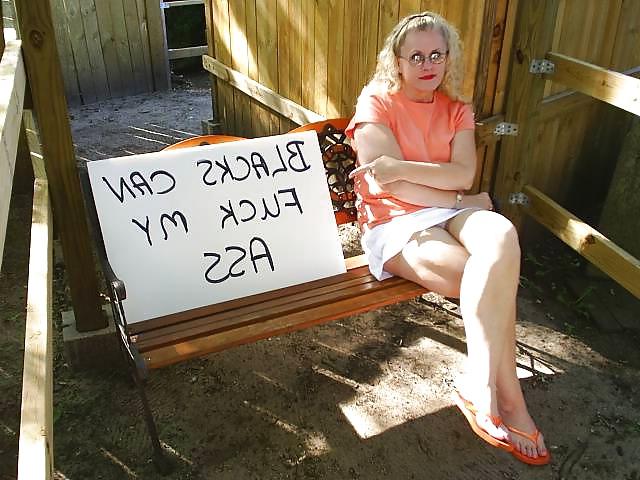 21P Wife Advertises