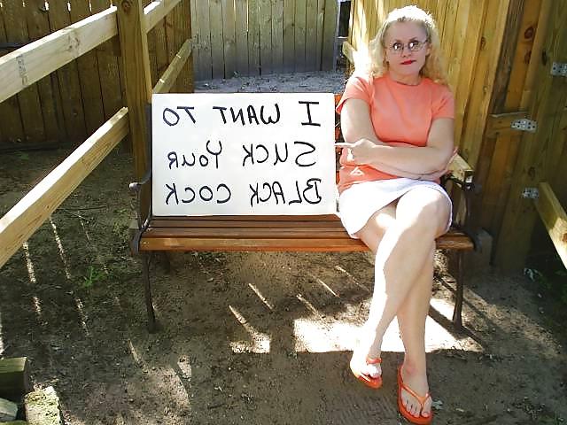 21P Wife Advertises