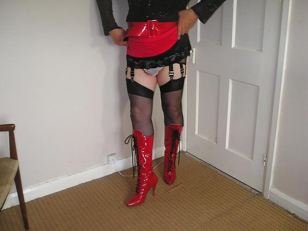 21P Nurse in new red boots