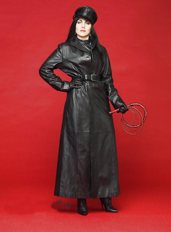 25P Femdom