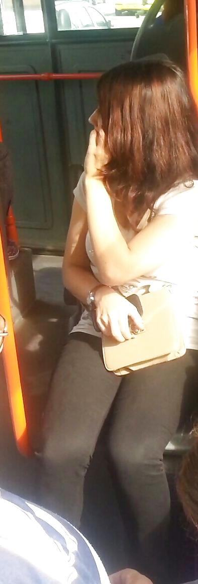 22P Spy sexy teens in bus romanian