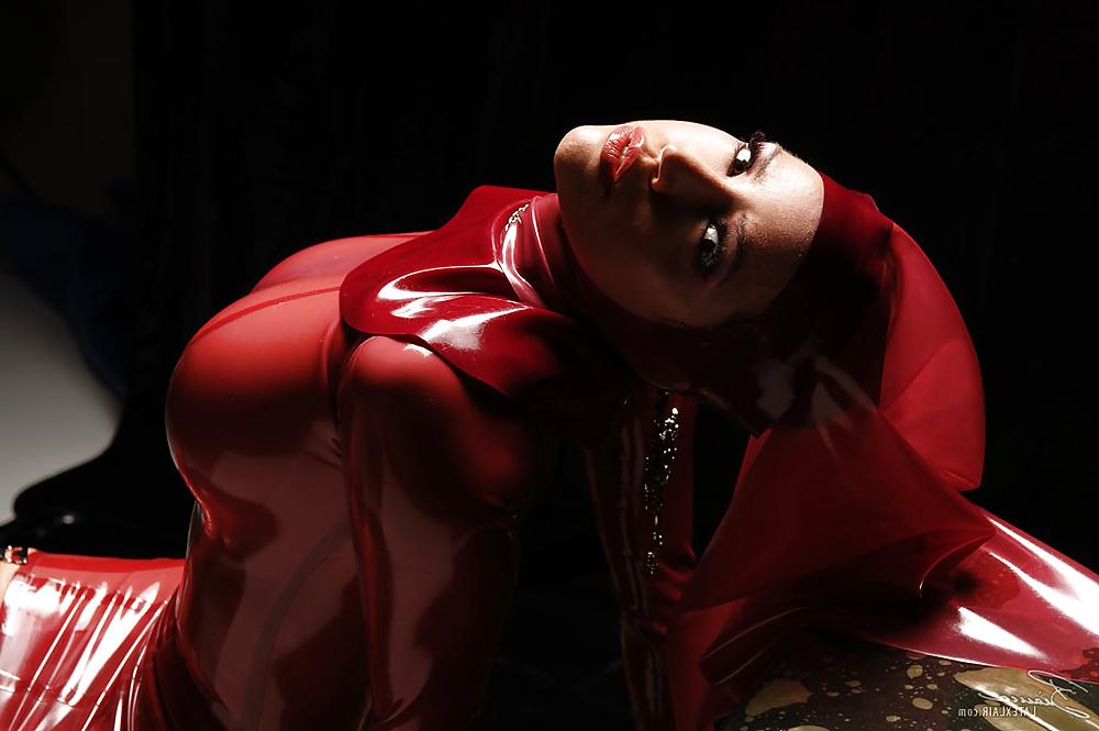 25P Red Rubber Nun