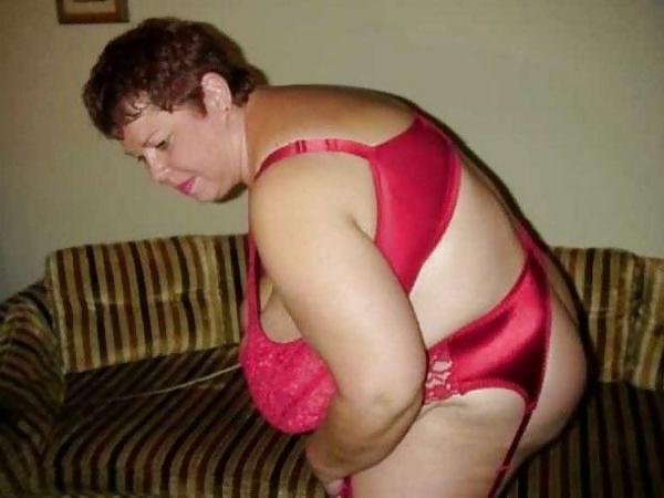25P Webtastic Special: Granny Time Vol.193