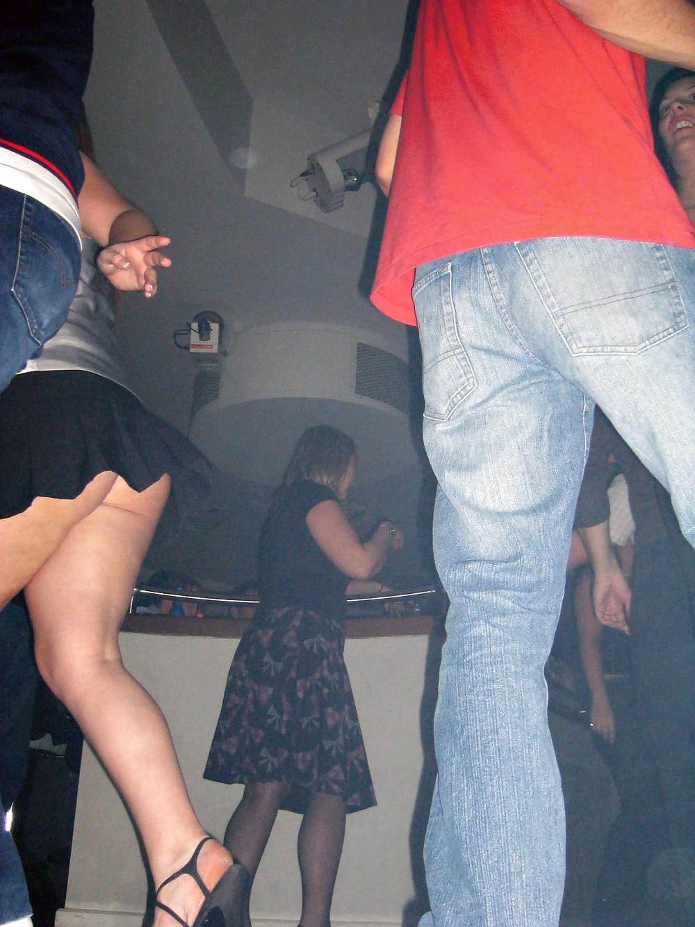 25P Nightclub Sluts Upskirted
