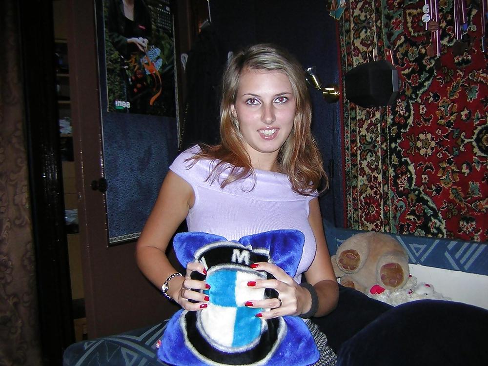25P Russian amateur girl