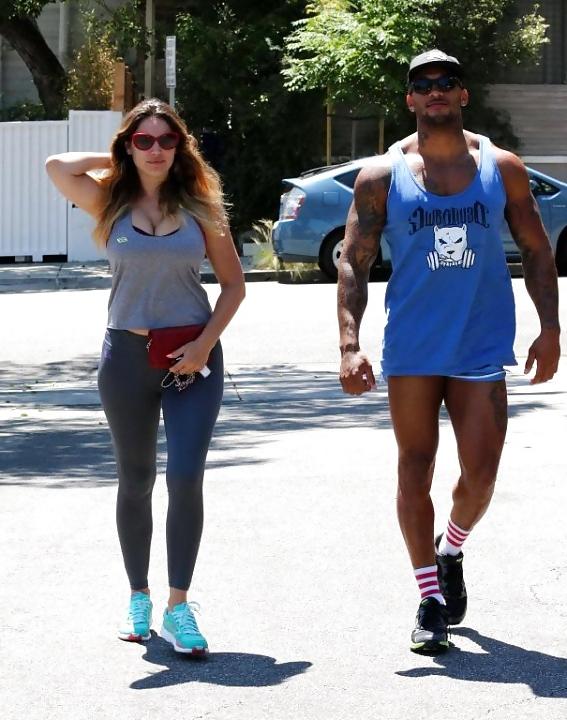 25P Kelly Brook Sexy Gym Outfit!!