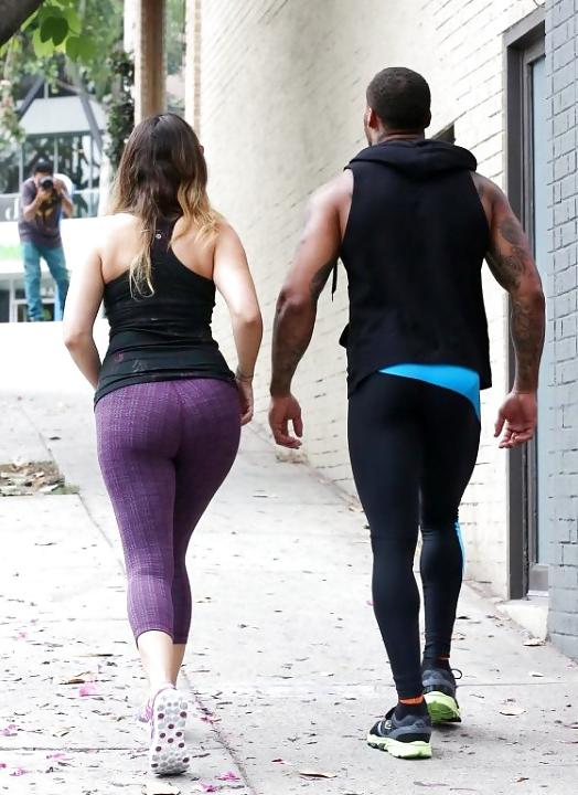 25P Kelly Brook Sexy Gym Outfit!!