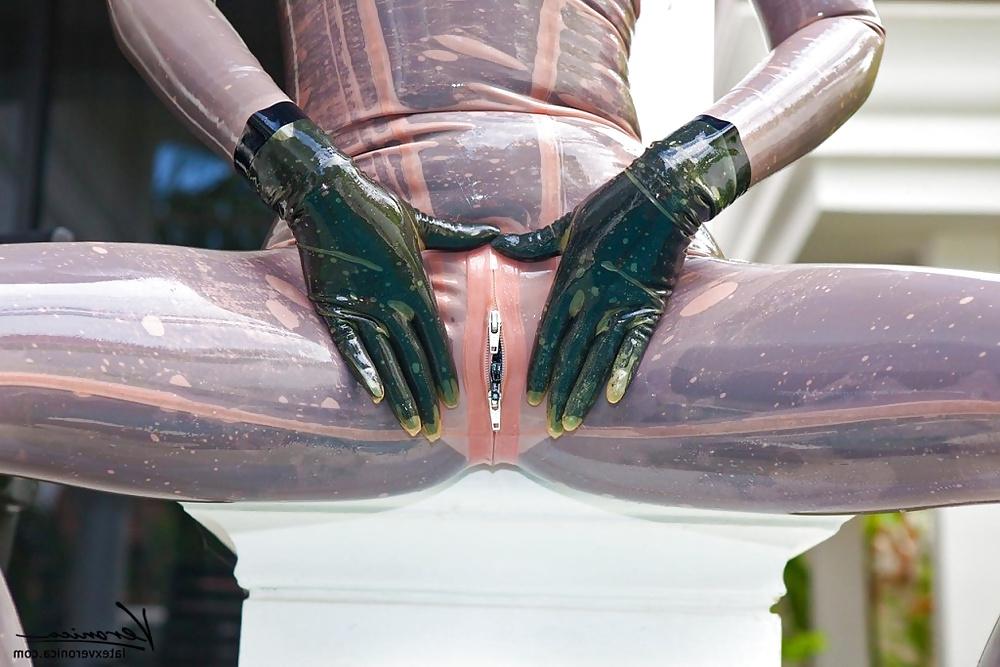 25P LATEX, RUBBER, GUMMI,