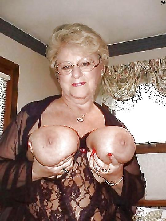 25P Webtastic Special: Granny Time Vol.103