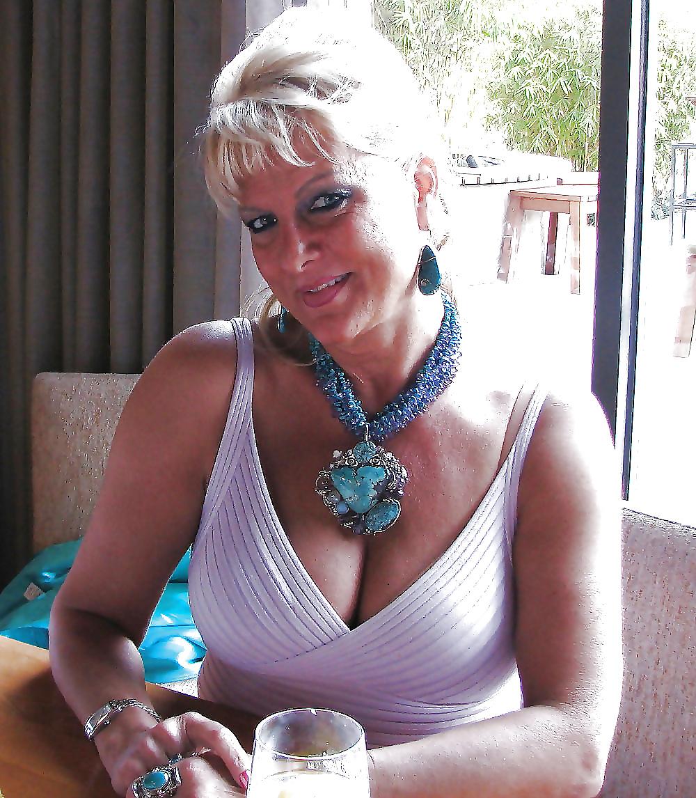 25P Webtastic Special: Granny Time Vol.103