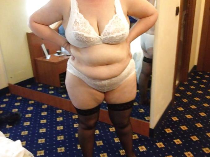 25P Webtastic Special: Granny Time Vol.109