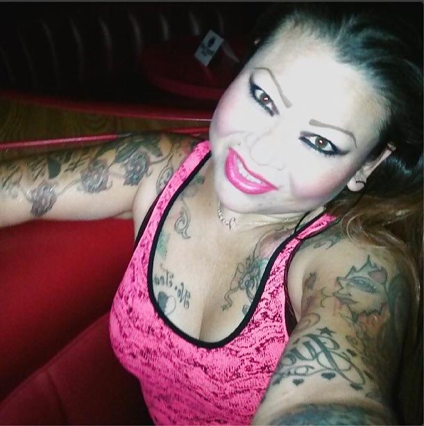 25P Latina sluty milf with tats