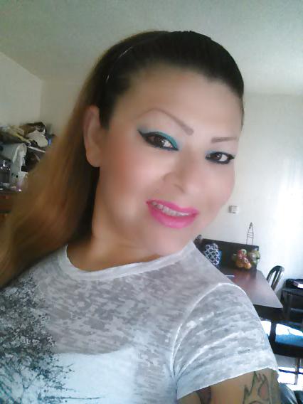 25P Latina sluty milf with tats