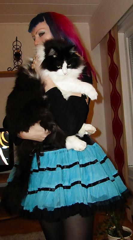 25P Gothic finnish blog girl