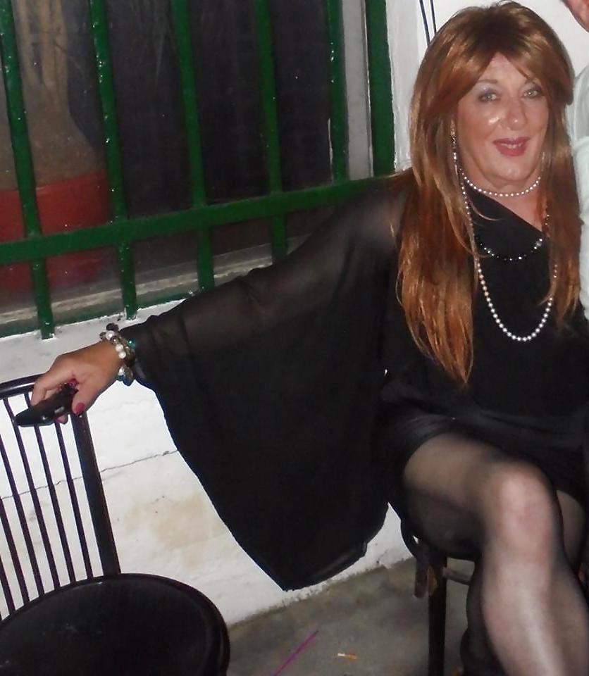 15P At the TH tgirl club Dublin