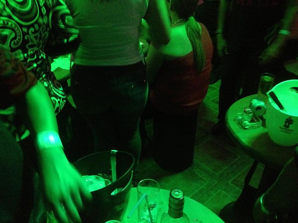 14P Candid Mexican Ass 2 (club + street)
