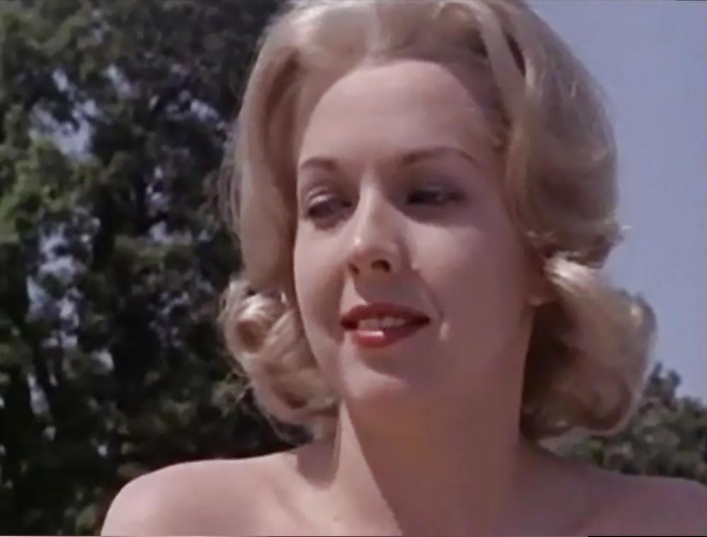 25P 60's nudist pics