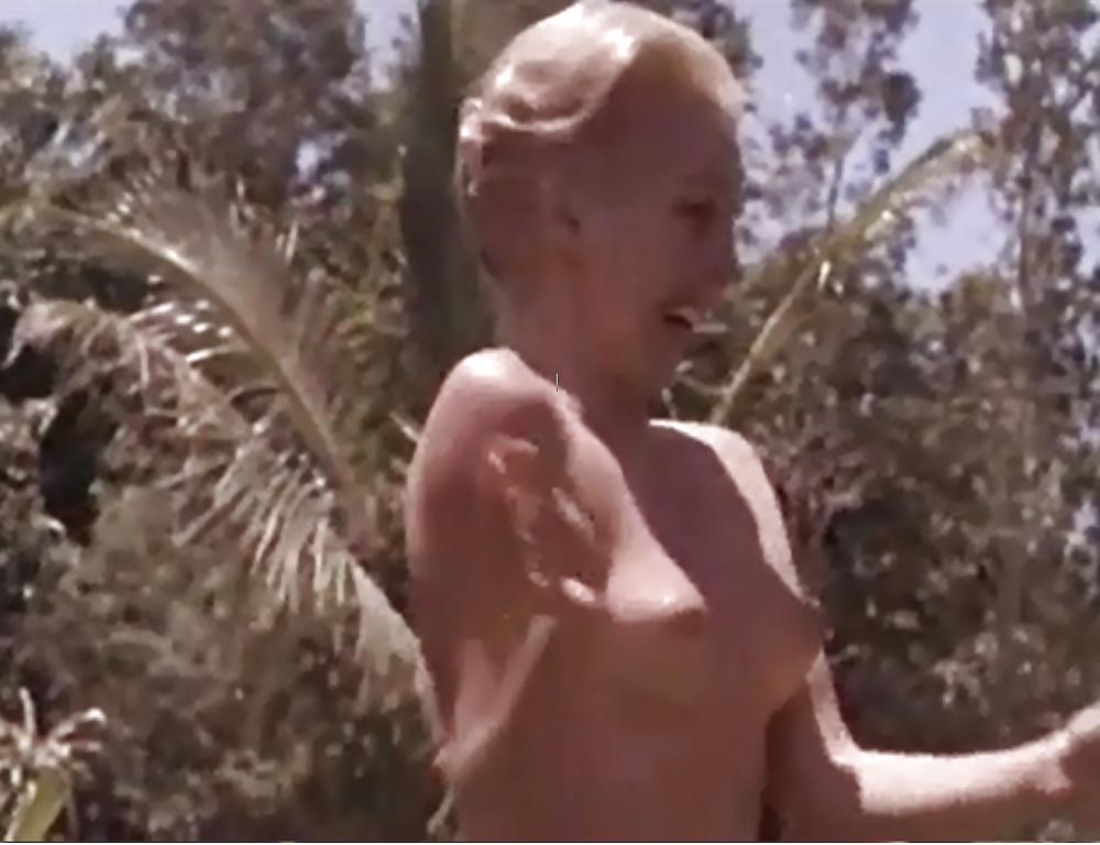 25P 60's nudist pics