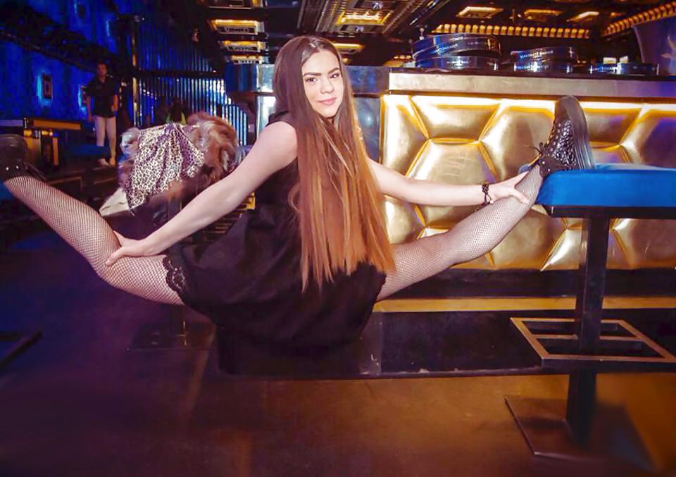 25P Flexible Bulgarian Slut Vanina