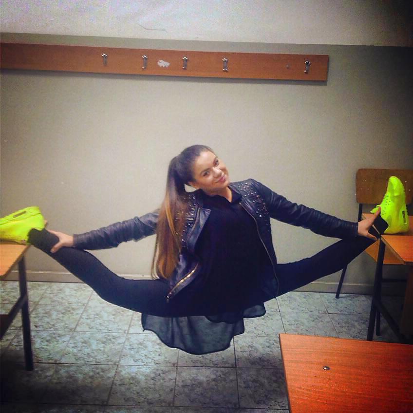 25P Flexible Bulgarian Slut Vanina