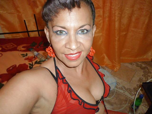 12P Senorona Madura Latina Hot 3