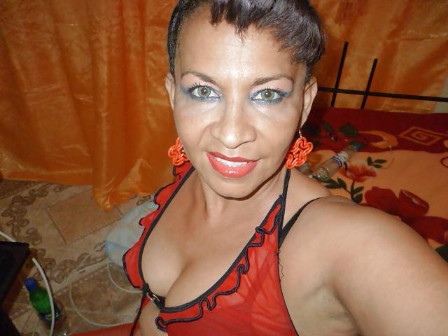 12P Senorona Madura Latina Hot 3