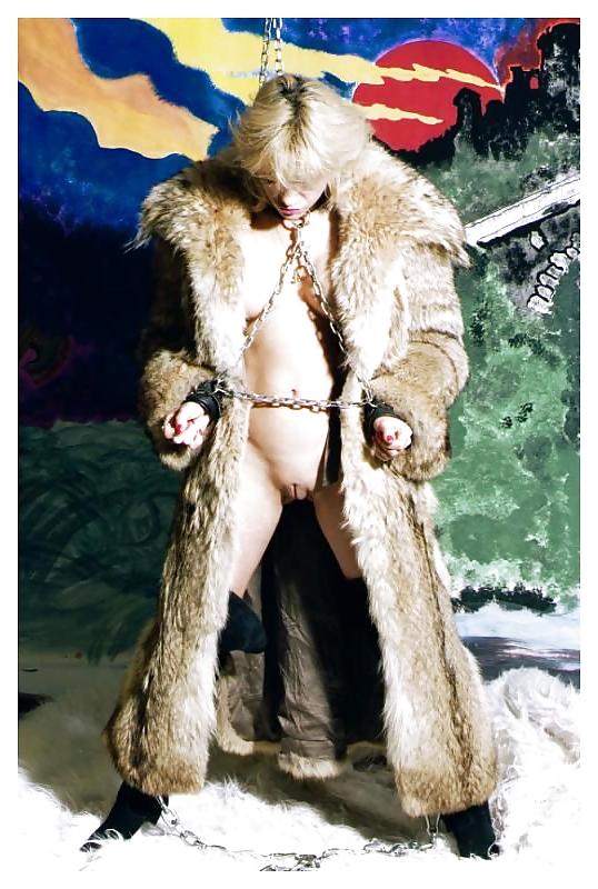 25P Vanessa bound bdsm, just high heel boots and a fur