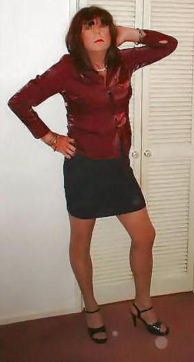 15P Michele Nylons Aussie Transvestite Slut