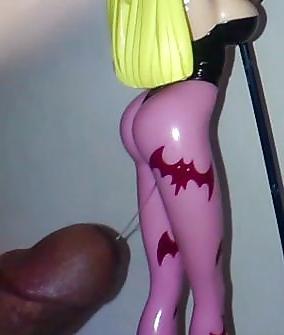 8P SoF bukkake figure Morrigan Aensland precum and cumshot