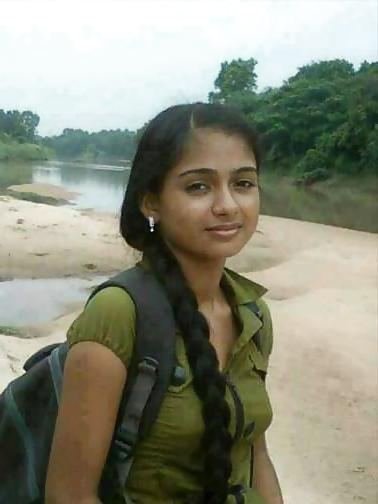 15P INDIAN SCHOOL GIRLS